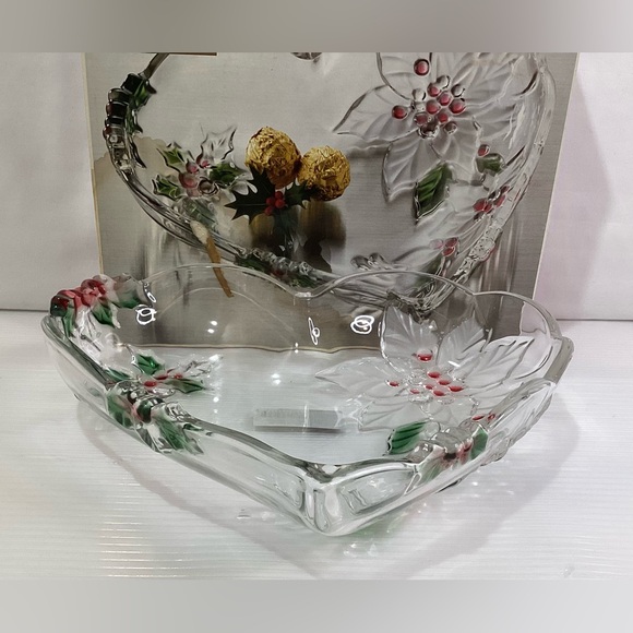 Mika’s a Holiday Bloom Poinsettia Heart Dish Clear Crystal Glass Germany - Picture 8 of 9